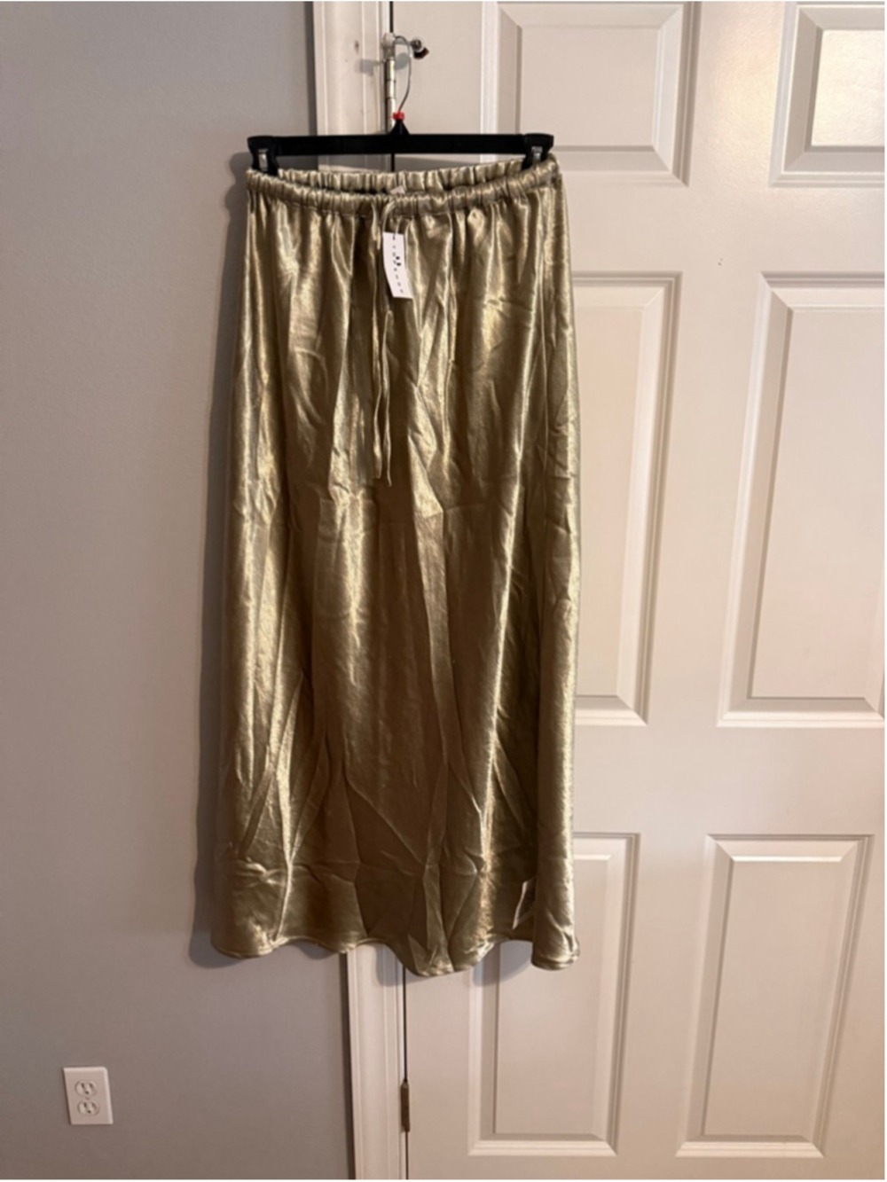 Women's Topshop Green Satin Maxi Skirt Size 4 - Picture 2 of 7
